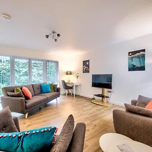 Guestready - Stylish 2 Bed With Easy Access To The Centre Apartment