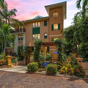 https://martinique-on-macrossan.queenslandhotels.net