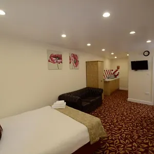 premierlux-serviced-apartments.brighton-hotels-england.com/